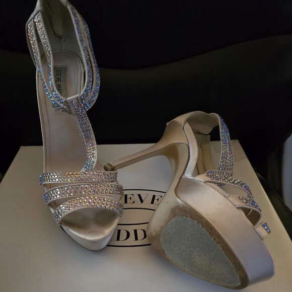 EUC Steve Madden Formal Sexy Rhinestone Heels